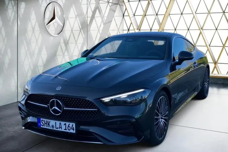 Mercedes-Benz CLE 200 din 2024 cu 5.300 km - oferta MER111710 - foto 1