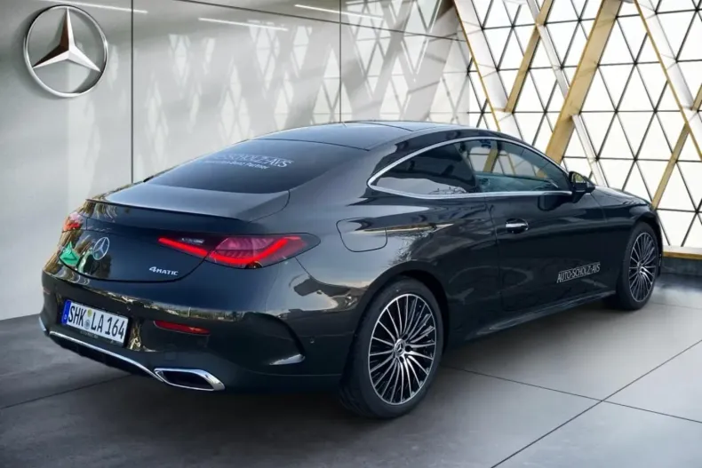 Mercedes-Benz CLE 200 din 2024 cu 5.300 km - oferta MER111710 - foto 6