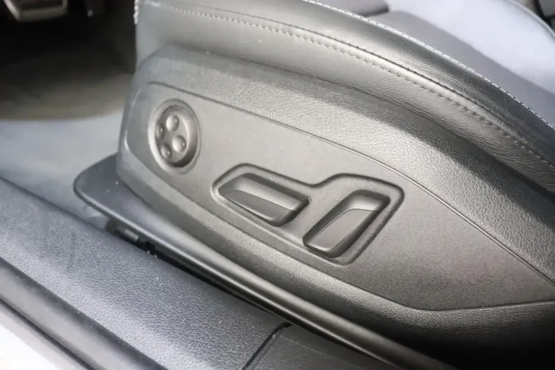 Audi A4 din 2021 cu 112.290 km - oferta AUD111714 - foto 14