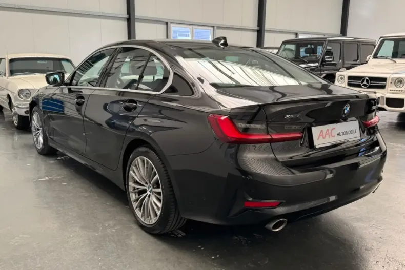 BMW 320 din 2022 cu 52.500 km - oferta BMW111717 - foto 3