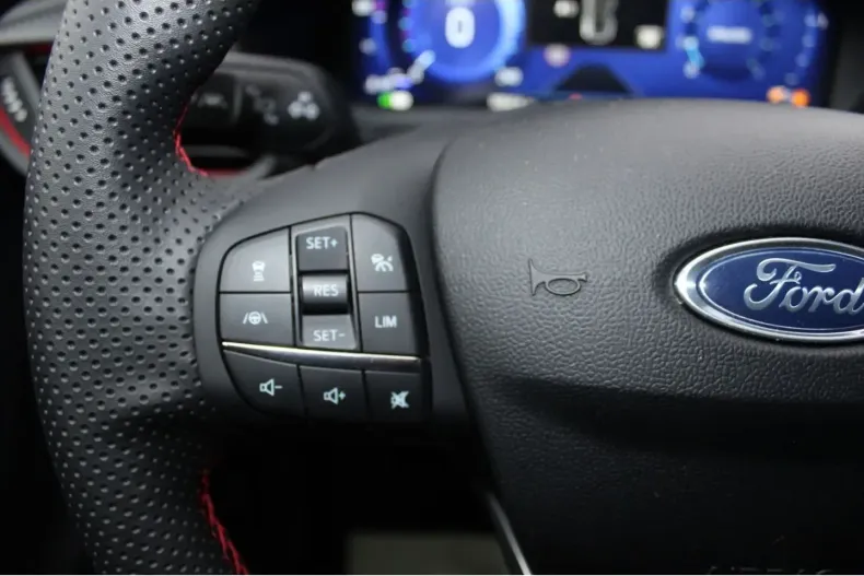 Ford Puma din 2024 cu 10.836 km - oferta FOR111726 - foto 15