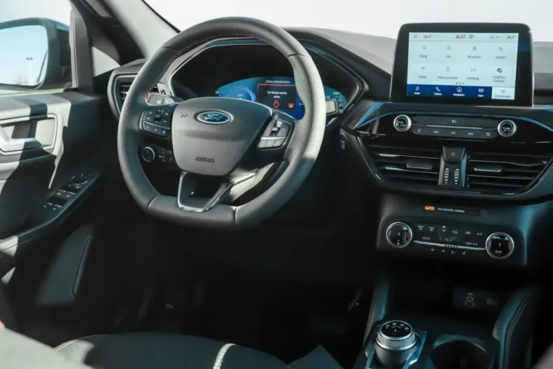 Ford Kuga din 2024 cu 11.899 km - oferta FOR111731 - foto 5