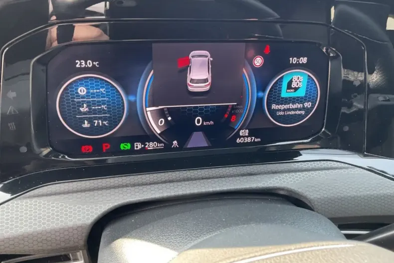 Volkswagen Golf din 2022 cu 60.374 km - oferta VOL111739 - foto 12