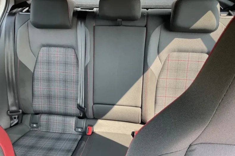 Volkswagen Golf din 2022 cu 60.374 km - oferta VOL111739 - foto 14