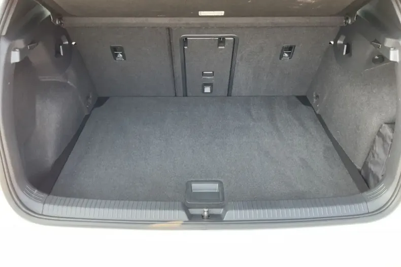 Volkswagen Golf din 2022 cu 60.374 km - oferta VOL111739 - foto 19