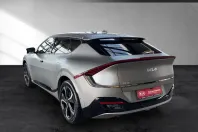 Kia EV6 din 2022 cu 17.880 km - oferta KIA111744 - foto 3