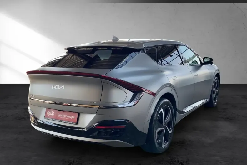 Kia EV6 din 2022 cu 17.880 km - oferta KIA111744 - foto 4