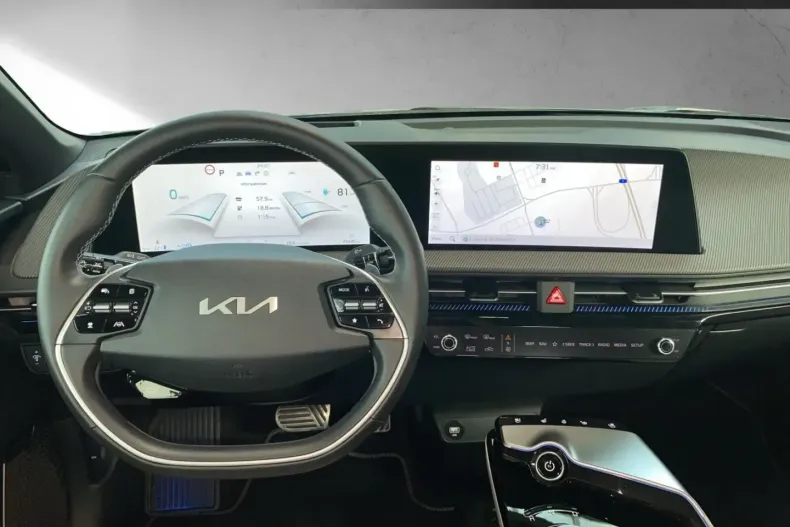 Kia EV6 din 2022 cu 17.880 km - oferta KIA111744 - foto 8