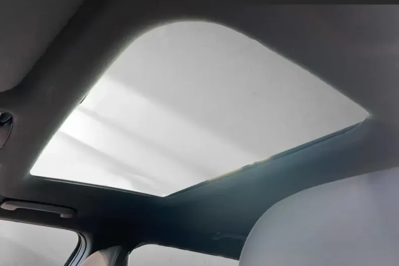 Kia EV6 din 2022 cu 17.880 km - oferta KIA111744 - foto 13