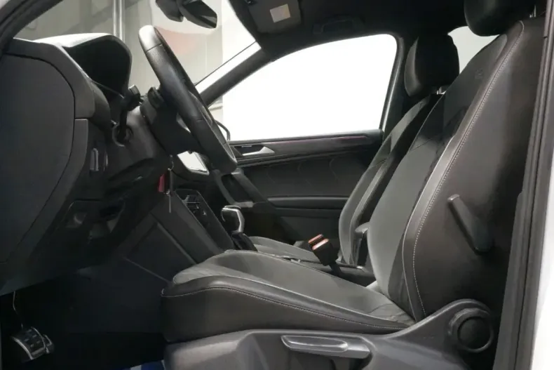 Volkswagen Tiguan Allspace din 2022 cu 70.172 km - oferta VOL111745 - foto 8