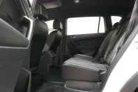 Volkswagen Tiguan Allspace din 2022 cu 70.172 km - oferta VOL111745 - foto 17