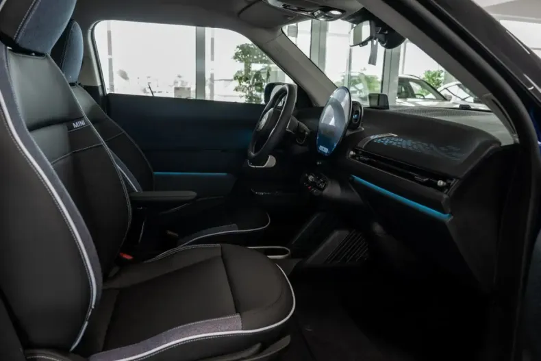 MINI Cooper E din 2024 cu 13.405 km - oferta MIN111753 - foto 5