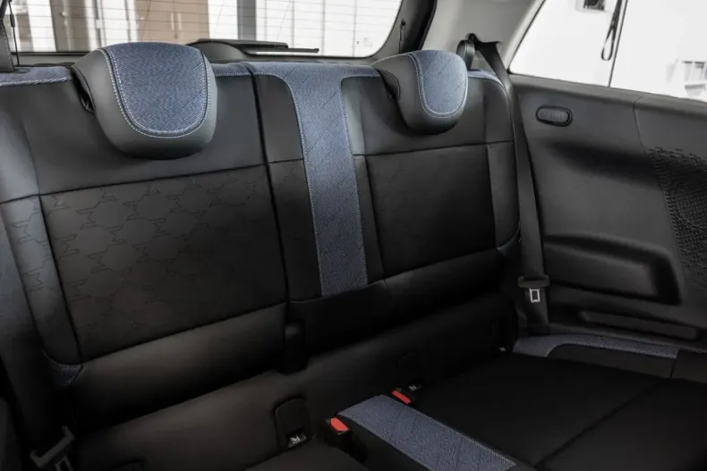 MINI Cooper E din 2024 cu 13.405 km - oferta MIN111753 - foto 6