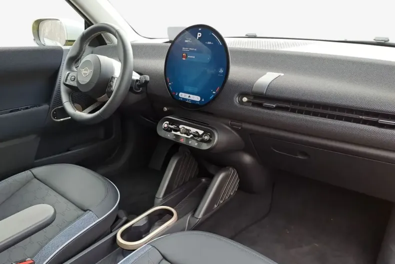 MINI Cooper SE din 2024 cu 14.273 km - oferta MIN111755 - foto 14