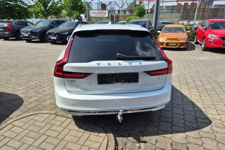 Volvo V90 din 2022 cu 34.415 km - oferta VOL111763 - foto 5