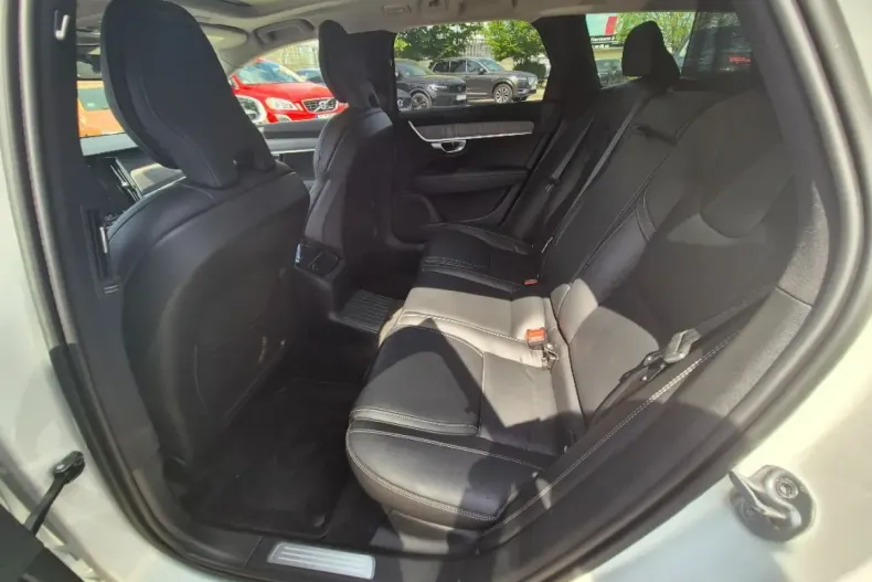 Volvo V90 din 2022 cu 34.415 km - oferta VOL111763 - foto 13