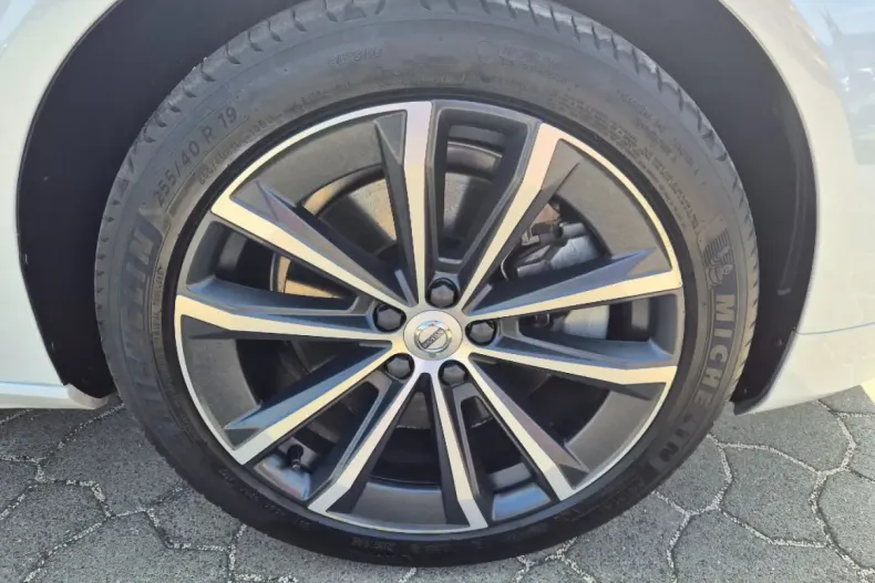 Volvo V90 din 2022 cu 34.415 km - oferta VOL111763 - foto 17