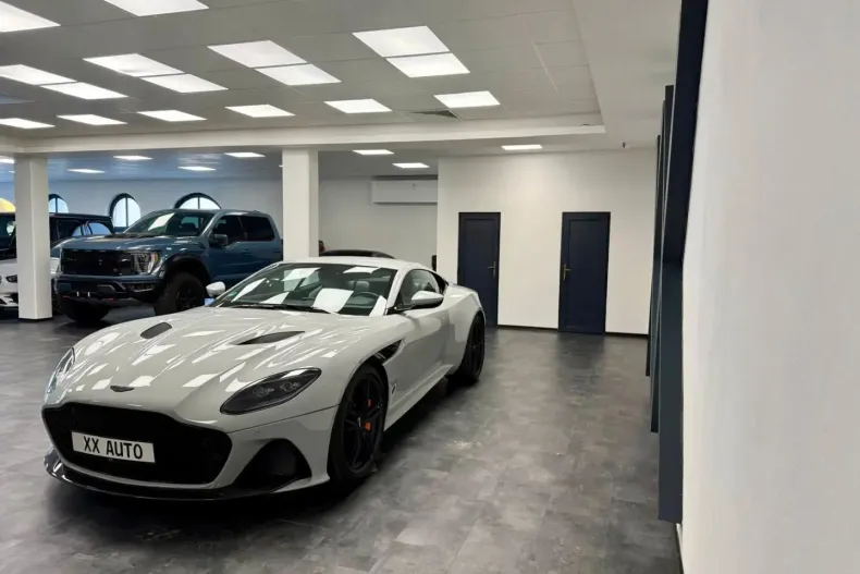 Aston Martin DBS din 2023 cu 11.500 km - oferta AST111769 - foto 5