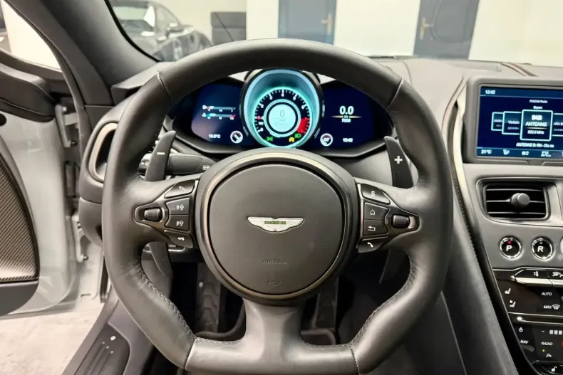 Aston Martin DBS din 2023 cu 11.500 km - oferta AST111769 - foto 8