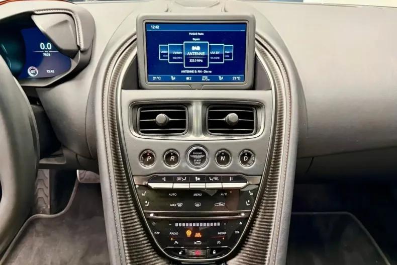 Aston Martin DBS din 2023 cu 11.500 km - oferta AST111769 - foto 9