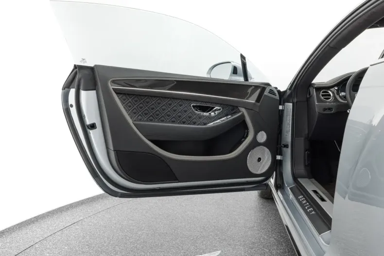 Bentley Continental GT din 2023 cu 13.800 km - oferta BEN111772 - foto 9