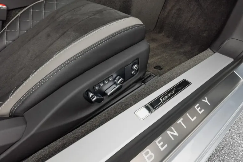 Bentley Continental GT din 2023 cu 13.800 km - oferta BEN111772 - foto 25