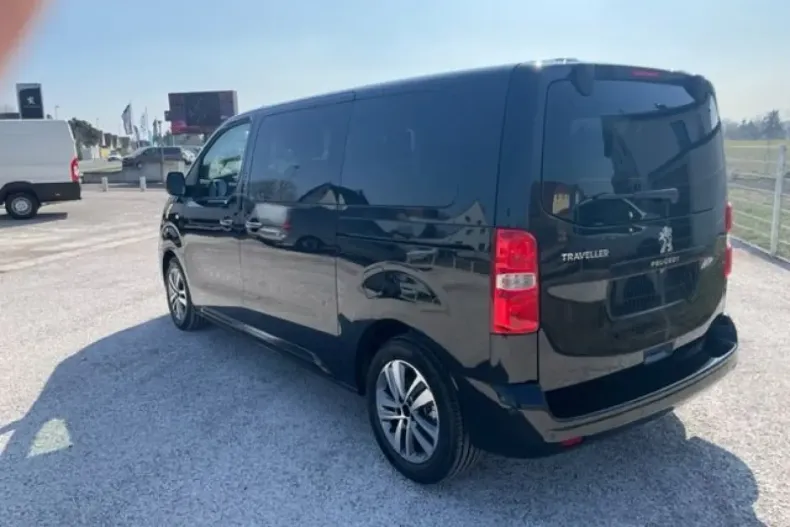 Peugeot Traveller din 2022 cu 50.587 km - oferta PEU111778 - foto 3