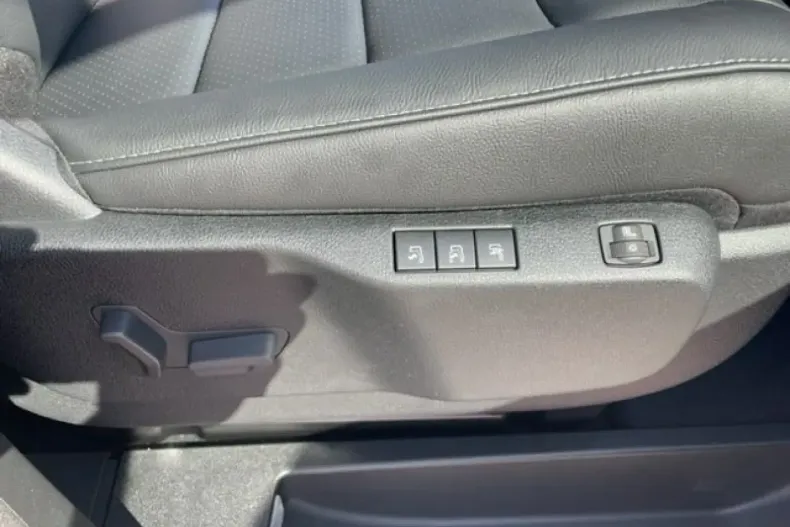 Peugeot Traveller din 2022 cu 50.587 km - oferta PEU111778 - foto 9