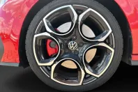 Volkswagen Golf din 2024 cu 19.700 km - oferta VOL111781 - foto 3