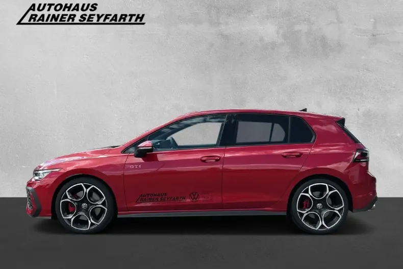 Volkswagen Golf din 2024 cu 19.700 km - oferta VOL111781 - foto 4