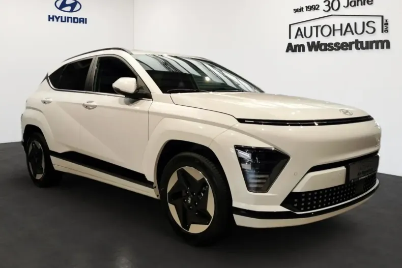 Hyundai KONA Elektro din 2024 cu 9.116 km - oferta HYU111782 - foto 2