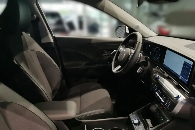 Hyundai KONA Elektro din 2024 cu 9.116 km - oferta HYU111782 - foto 15