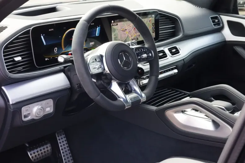 Mercedes-Benz GLE 63 AMG din 2023 cu 22.800 km - oferta MER111783 - foto 11