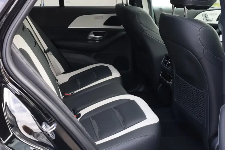 Mercedes-Benz GLE 63 AMG din 2023 cu 22.800 km - oferta MER111783 - foto 20