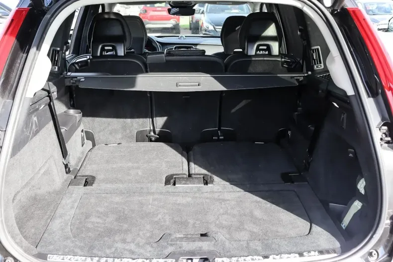 Volvo XC90 din 2024 cu 24.673 km - oferta VOL111784 - foto 17