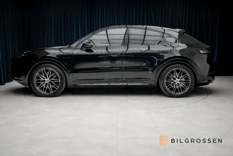 Porsche Cayenne din 2025 cu 12 km - oferta POR111785 - foto 5