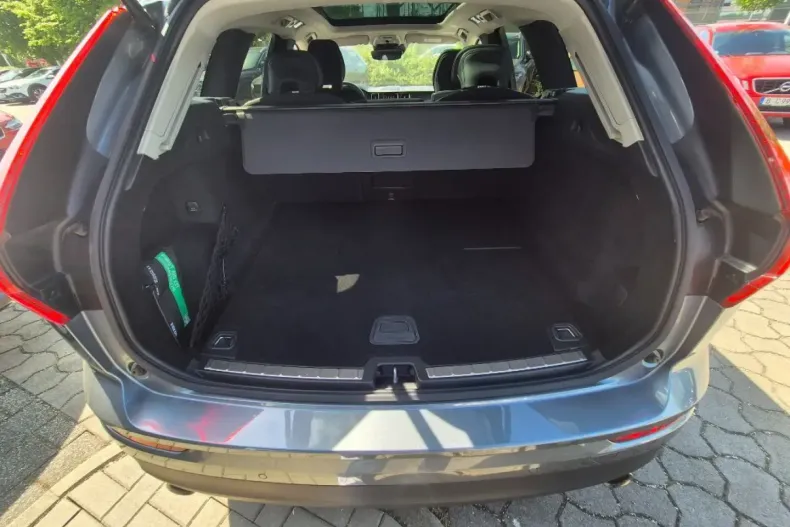 Volvo XC60 din 2021 cu 73.149 km - oferta VOL111787 - foto 16