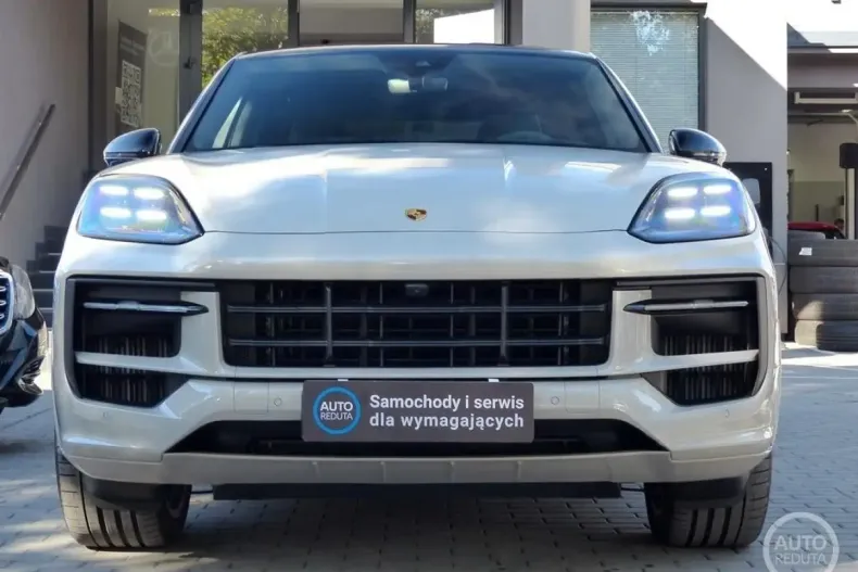 Porsche Cayenne din 2024 cu 15.300 km - oferta POR111794 - foto 2