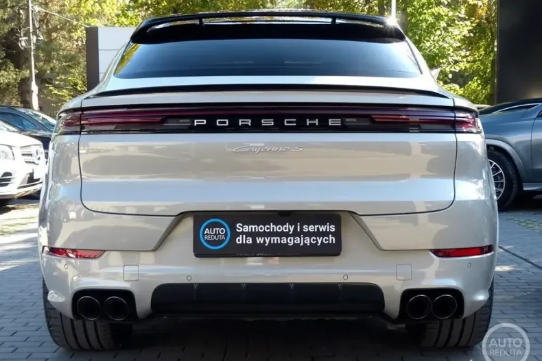 Porsche Cayenne din 2024 cu 15.300 km - oferta POR111794 - foto 6