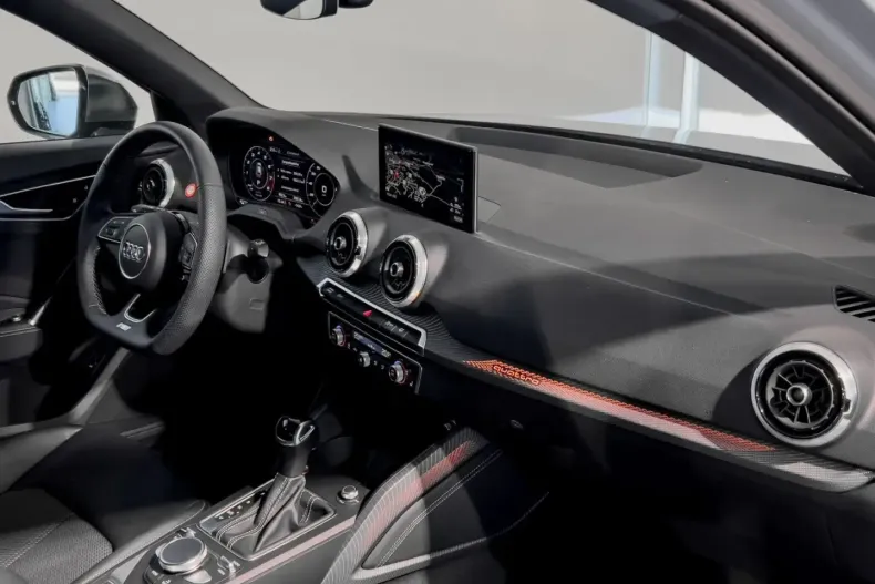 Audi SQ2 din 2023 cu 9.820 km - oferta AUD111796 - foto 8