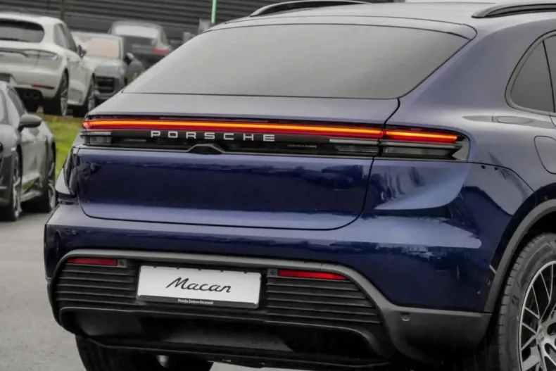 Porsche Macan din 2025 cu 9.500 km - oferta POR111797 - foto 12