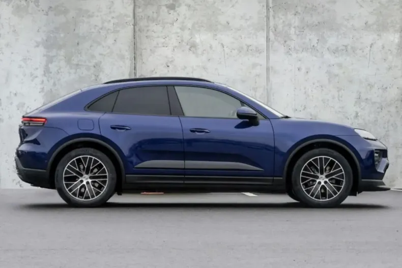 Porsche Macan din 2025 cu 9.500 km - oferta POR111797 - foto 20