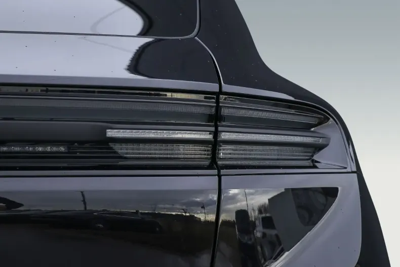 Porsche Macan din 2025 cu 6.500 km - oferta POR111801 - foto 9