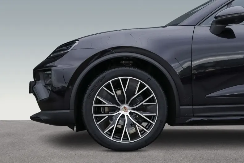 Porsche Macan din 2025 cu 6.500 km - oferta POR111801 - foto 12