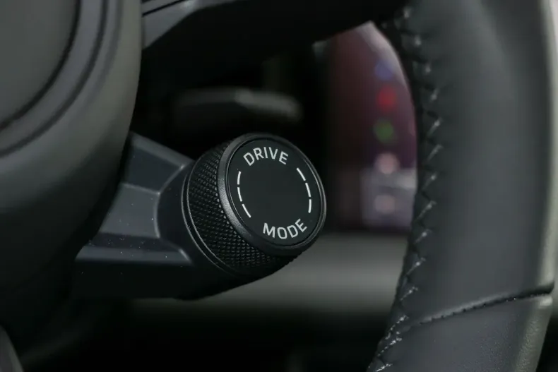 Porsche Macan din 2025 cu 6.500 km - oferta POR111801 - foto 27