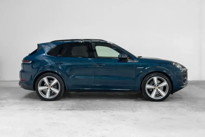 Porsche Cayenne din 2024 cu 33.000 km - oferta POR111803 - foto 2