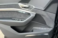 Audi Q8 e-tron din 2023 cu 32.000 km - oferta AUD111806 - foto 8