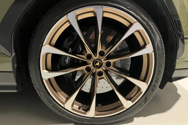 Lamborghini Urus din 2024 cu 21.176 km - oferta LAM111817 - foto 16