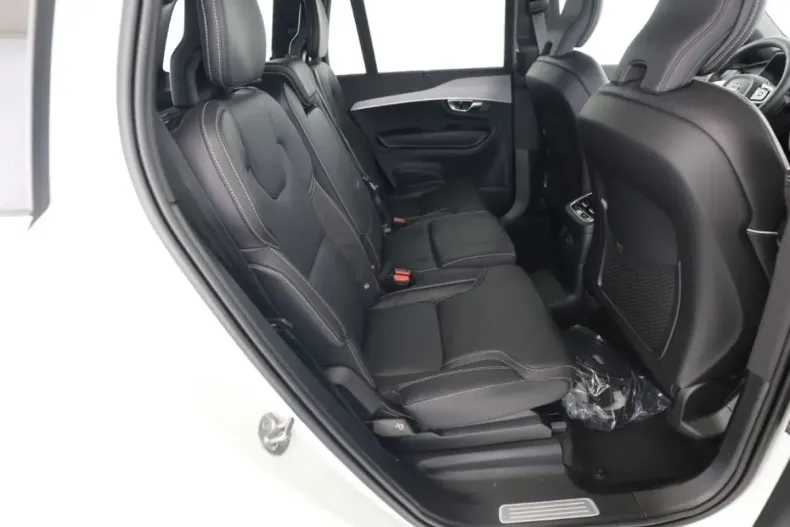 Volvo XC90 din 2024 cu 13.551 km - oferta VOL111818 - foto 4