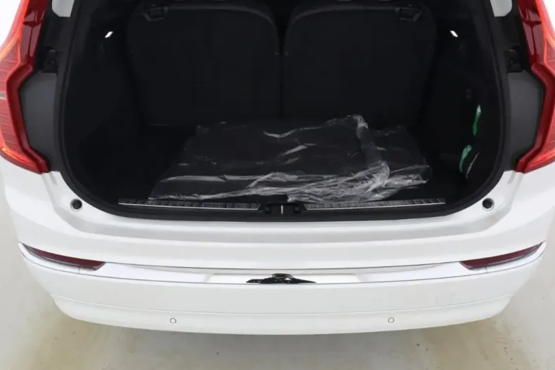 Volvo XC90 din 2024 cu 13.551 km - oferta VOL111818 - foto 7